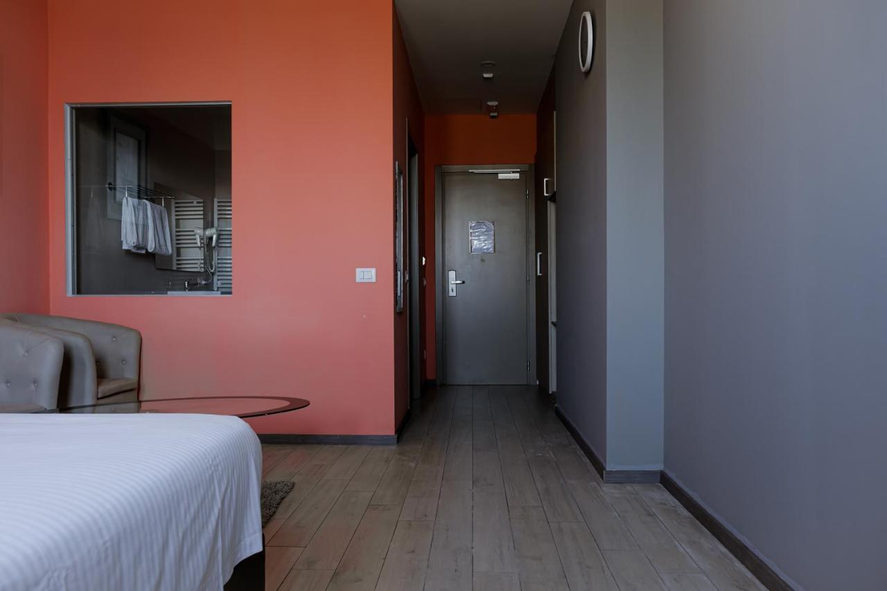Queen Hotel Sesto San Giovanni Bagian luar foto