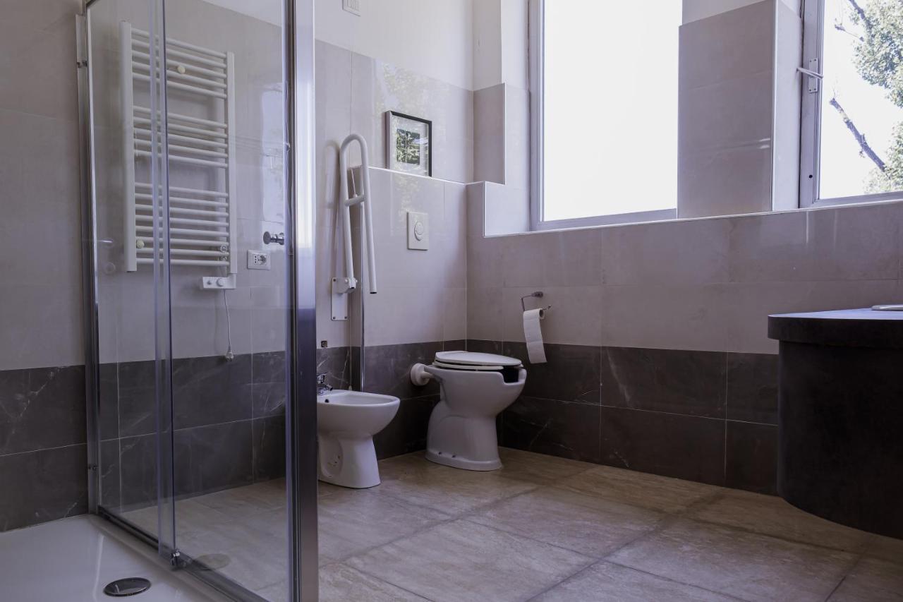 Queen Hotel Sesto San Giovanni Bagian luar foto